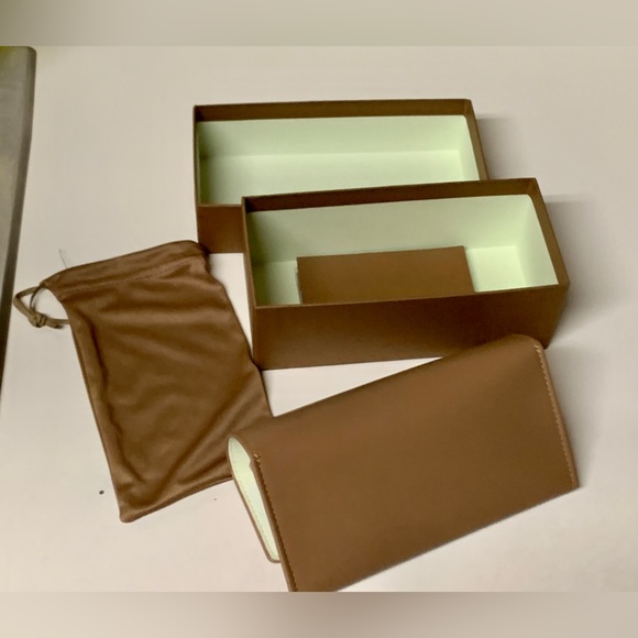 Burberry Camel Brown Leather Eyeglasses Case with Complete Set of Accessories - Picture 9 of 13